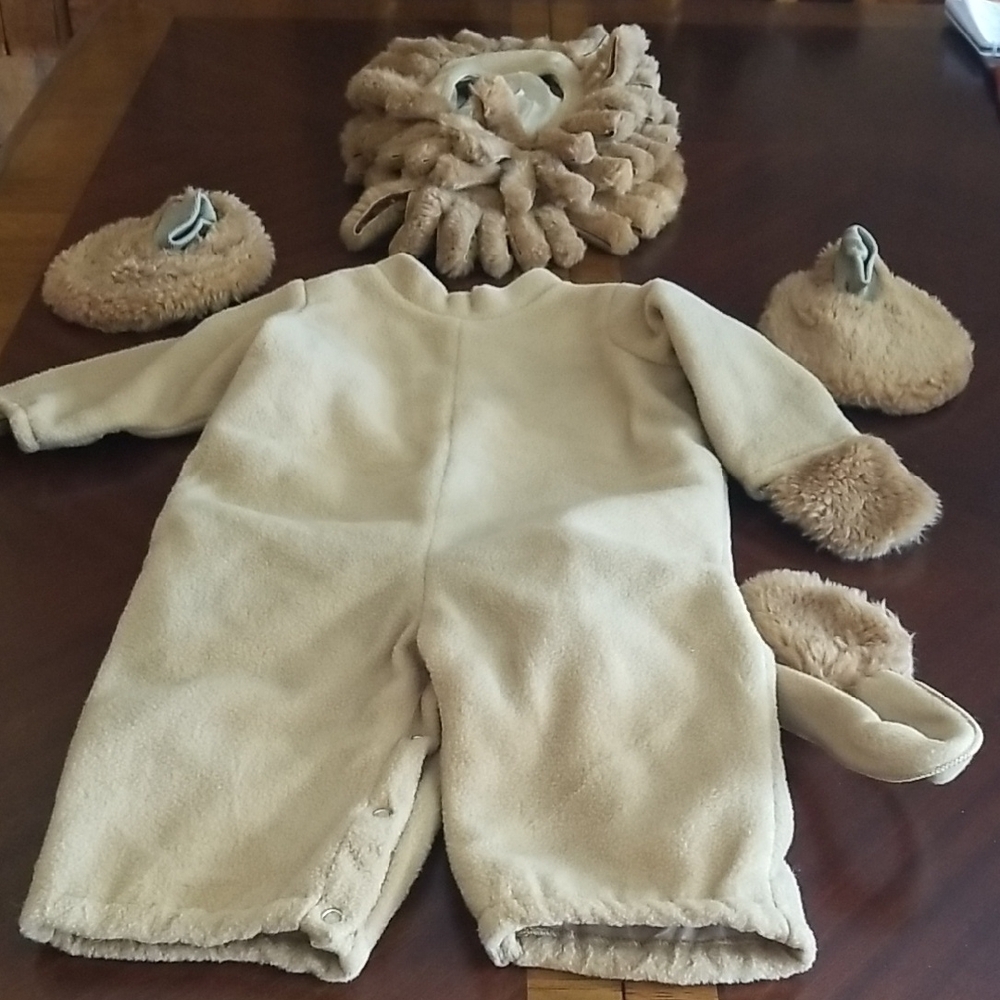 Incharacter Tan Lion Costume for Babies - Size Medium
